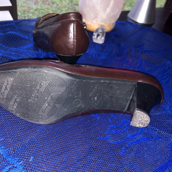 2/$17🤑Elegant Brown Dress Heels Sz 6 - Picture 7 of 7